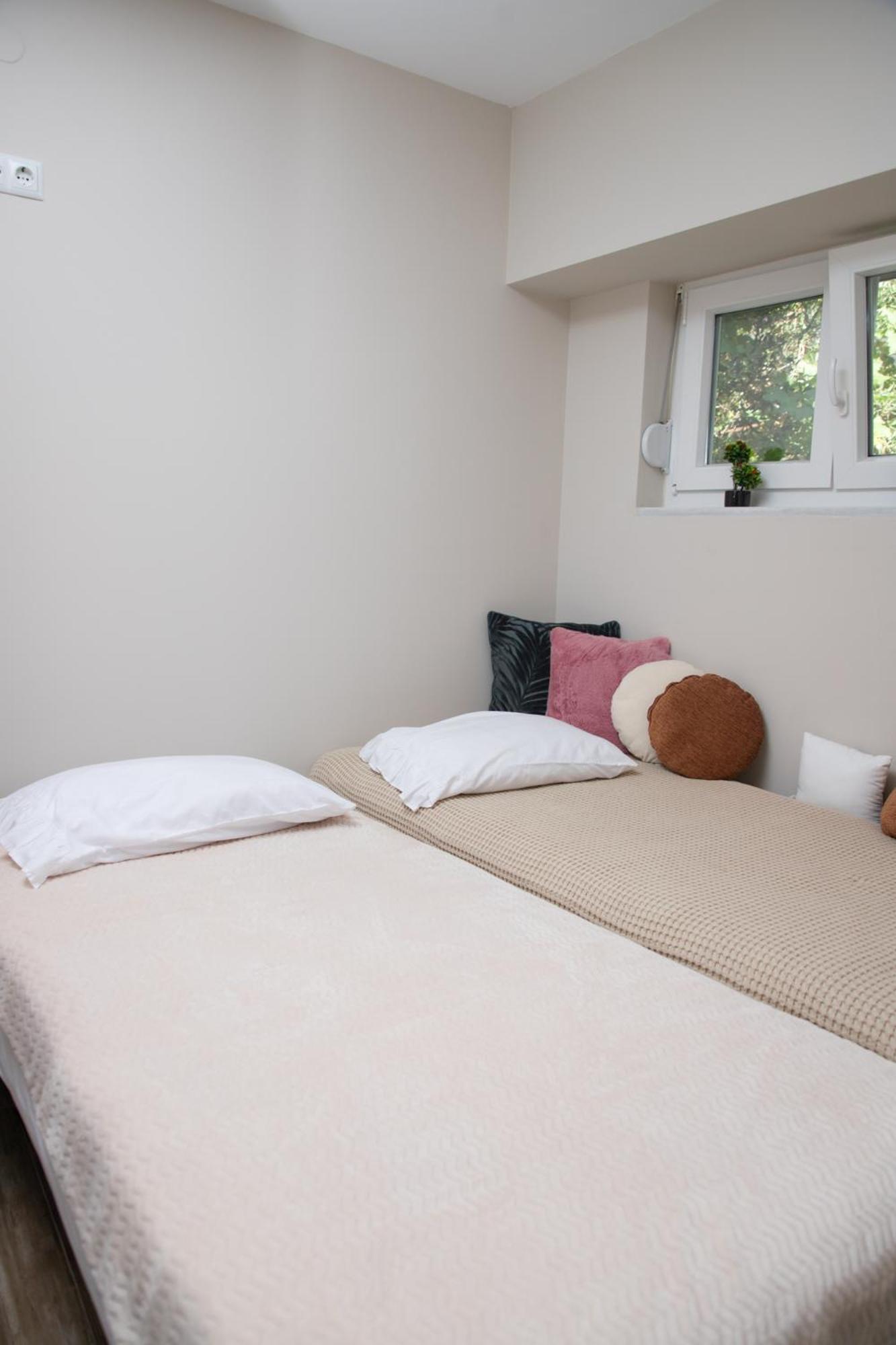 St. Barbara Apartment ดรามา ภายนอก รูปภาพ