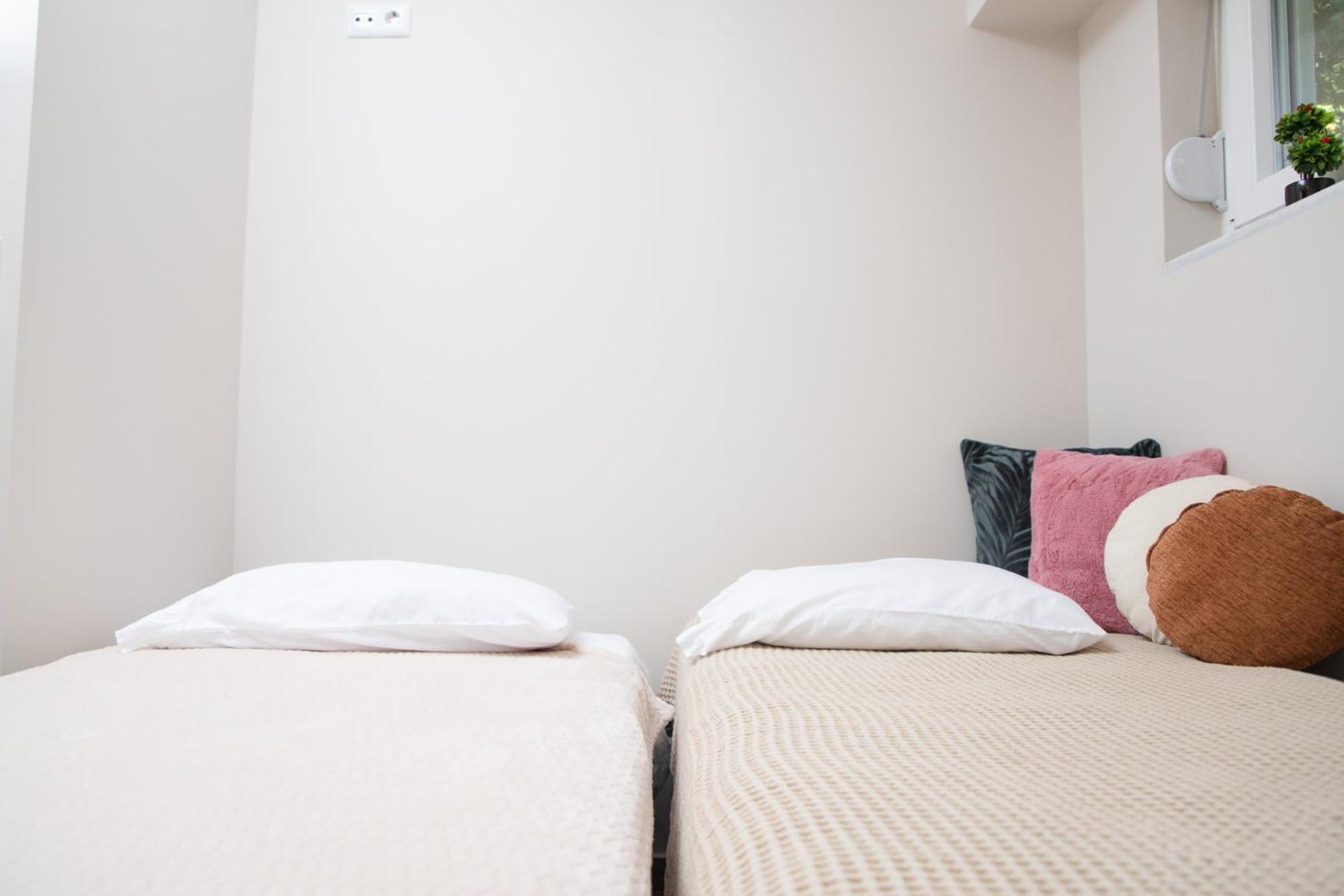 St. Barbara Apartment ดรามา ภายนอก รูปภาพ